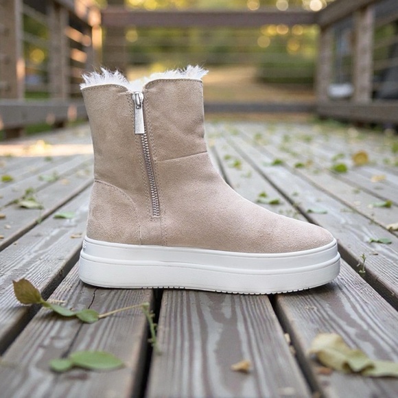 J/SLIDES NYC Suede Faux Fur Lined Ankle Boots Side Zip Platform Women’s 6 Beige - Picture 3 of 8